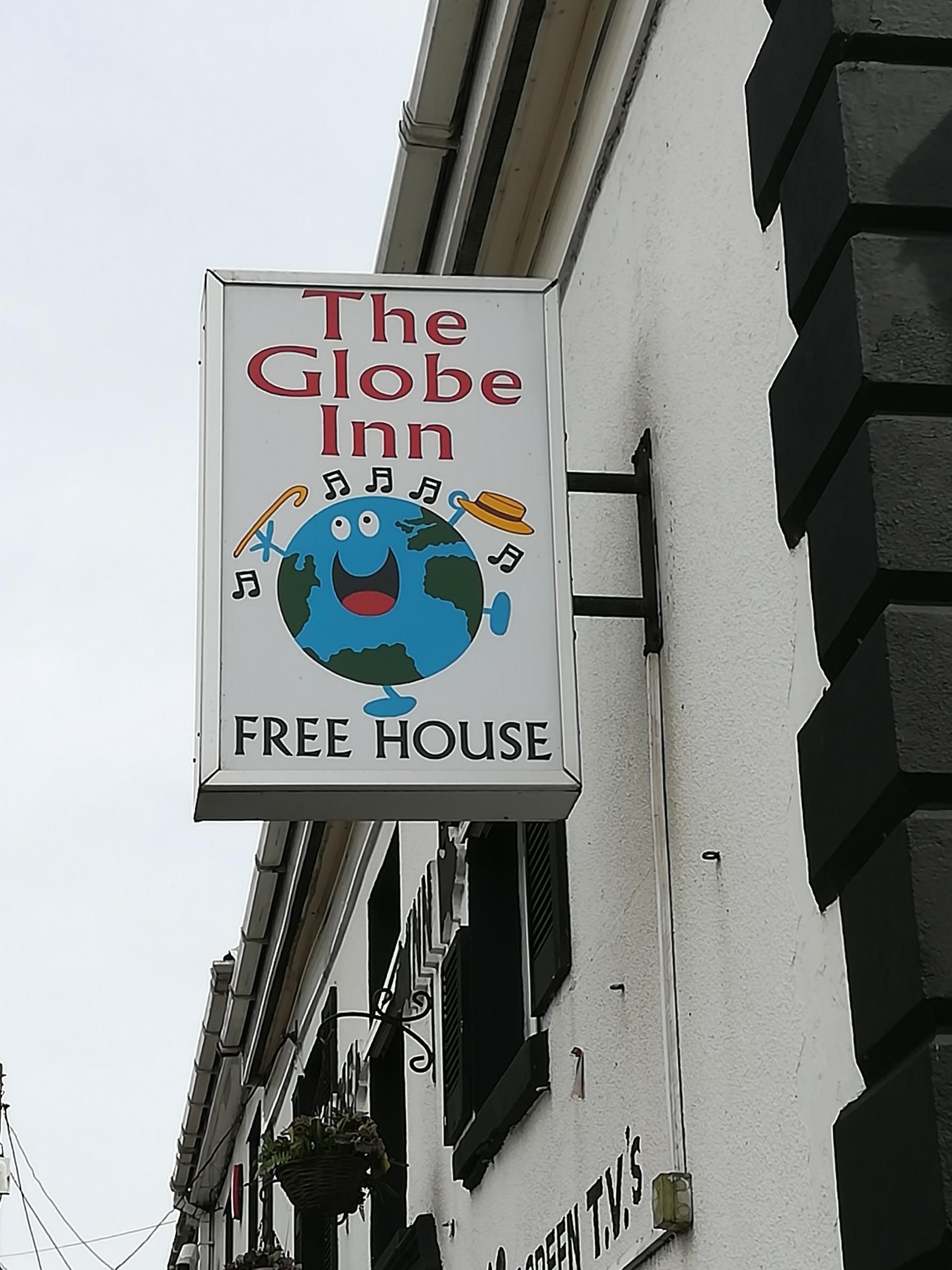 Globe Inn, Loughor. (Sign). Published on 12-05-2018