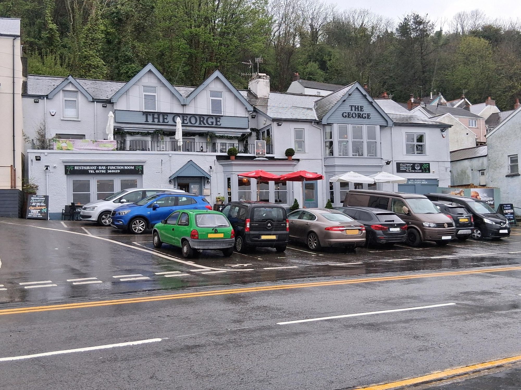 George, Mumbles. (Pub, External, Restaurant, Key). Published on 15-04-2025