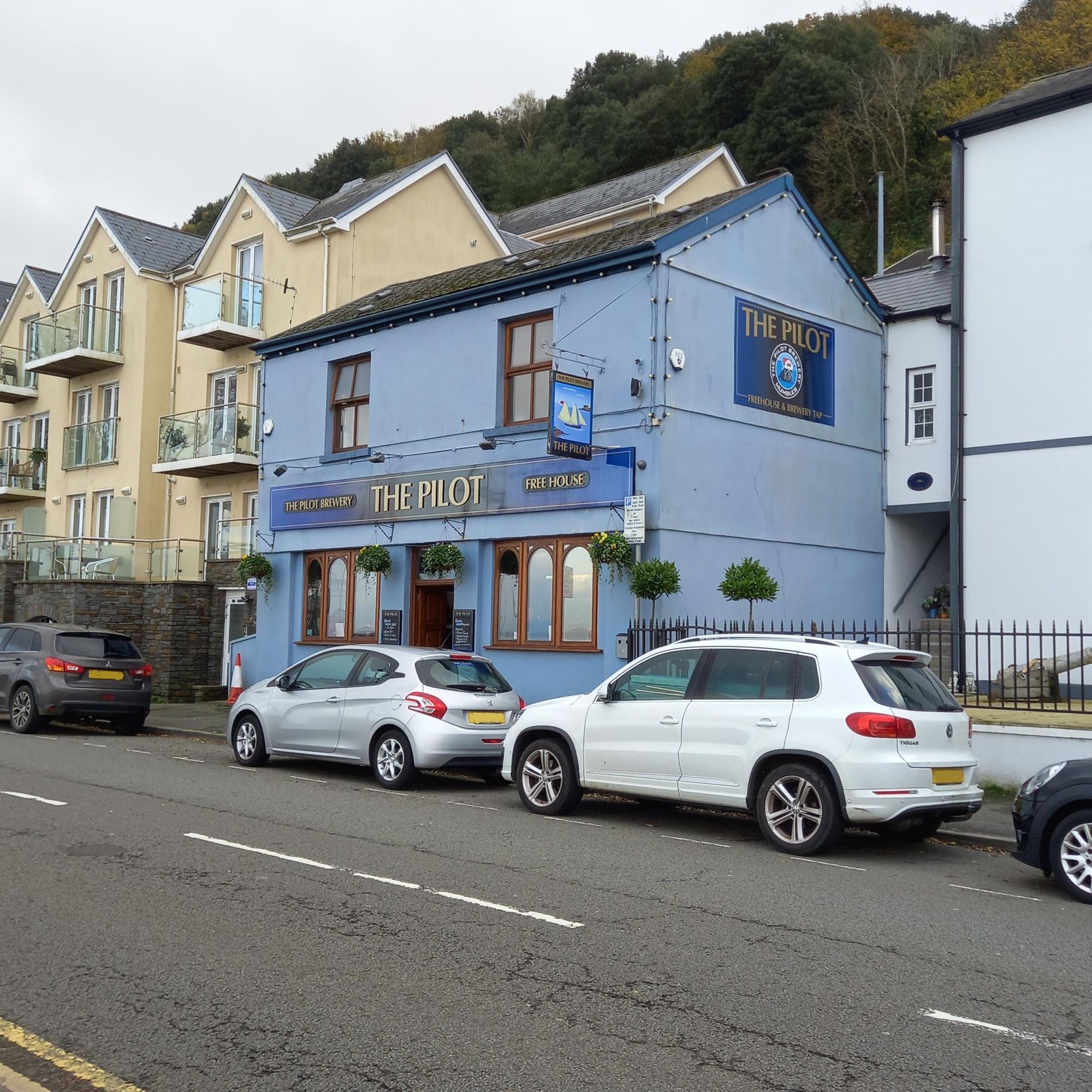 Pilot Inn, Mumbles. (Pub, Brewery, External). Published on 15-11-2022