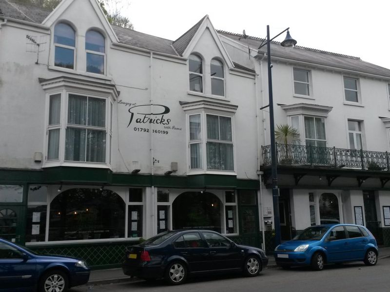 (Pub, External, Bar, Restaurant). Published on 03-05-2017