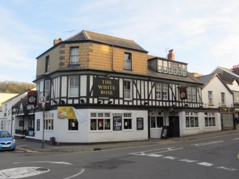 White Rose front view. (Pub, External). Published on 24-04-2016