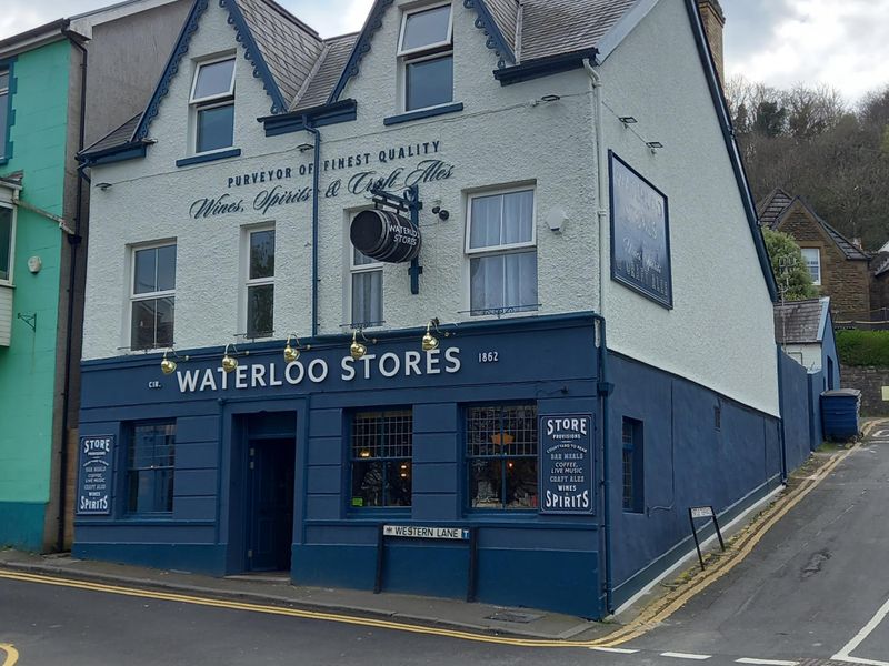 Waterloo Stores, Mumbles. (Pub, External). Published on 04-04-2022 