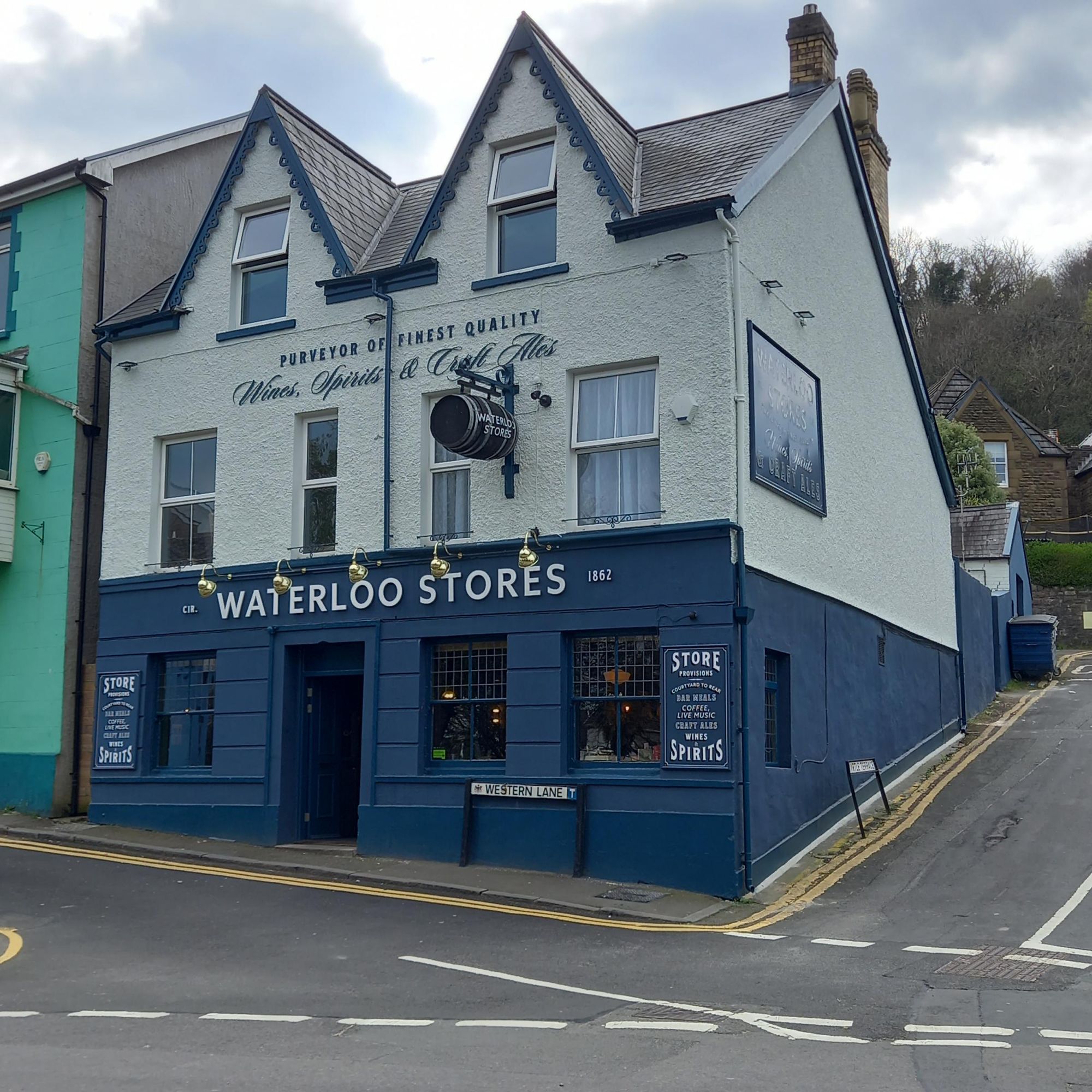 Waterloo Stores, Mumbles. (Pub, External). Published on 04-04-2022