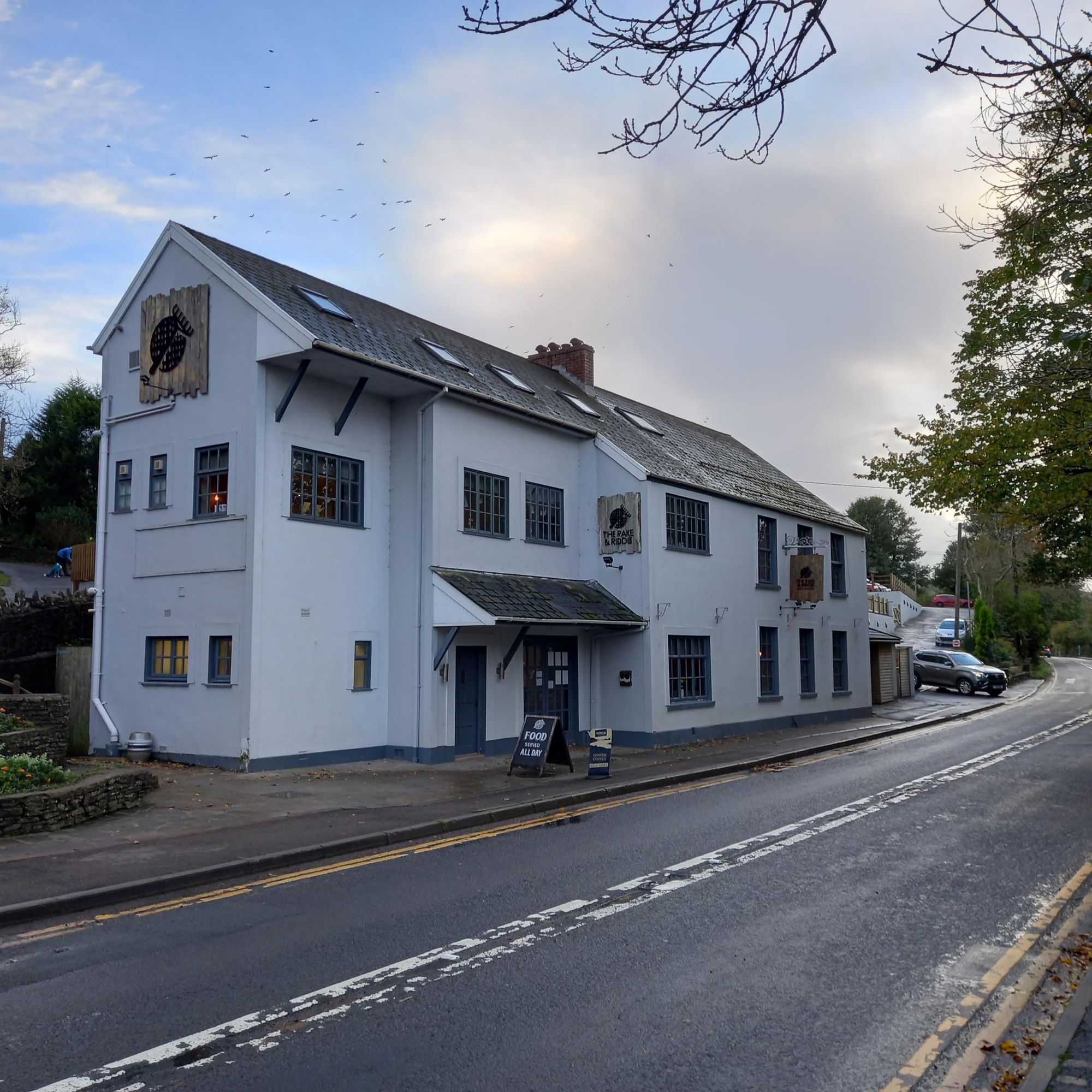 Rake and Riddle, Penclawdd. (Pub, External, Restaurant, Key). Published on 06-11-2022
