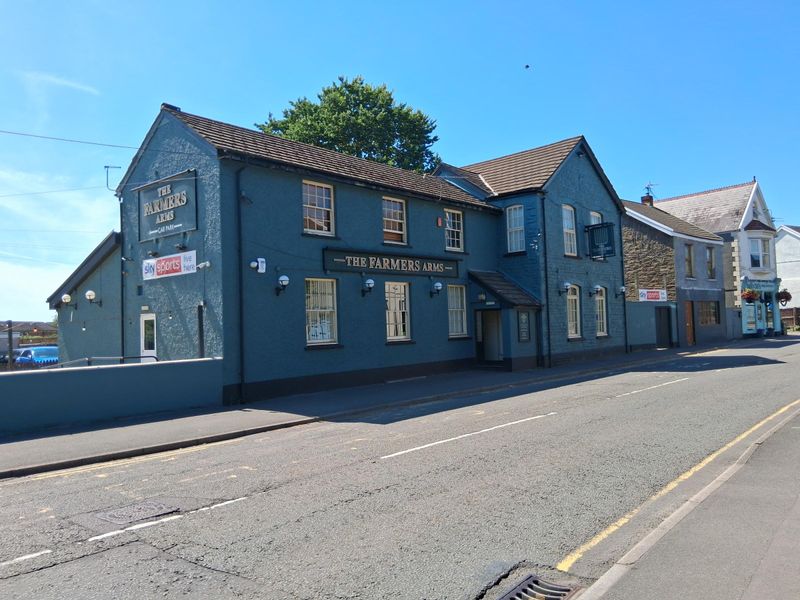 Farmers Arms, Pontarddulais. (Pub, External, Garden, Key). Published on 15-07-2025