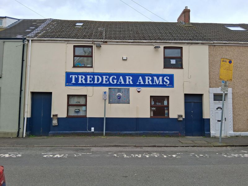 Tredegar Arms, Swansea. (Pub, External). Published on 07-04-2026 