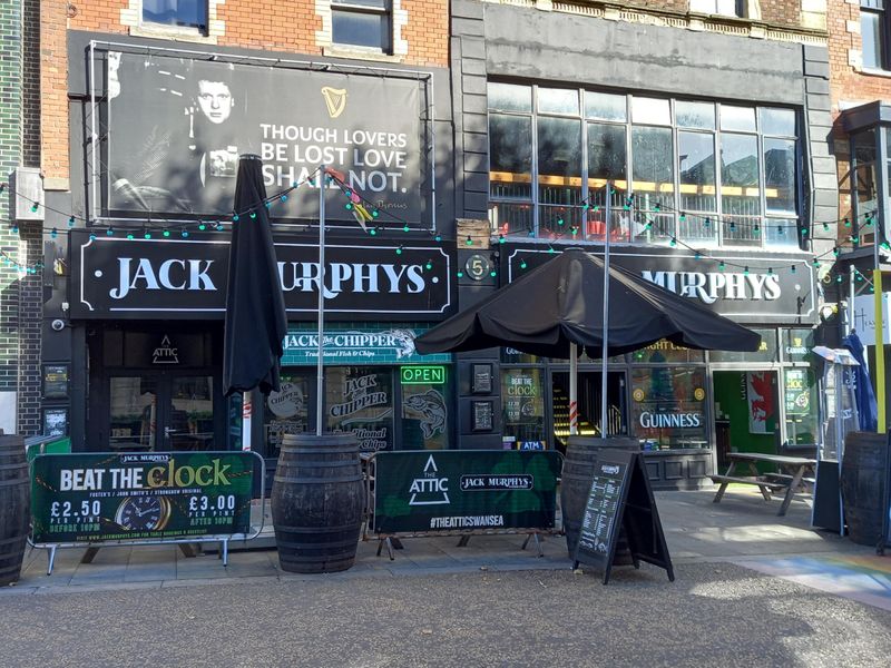 Jack Murphy's, Wind Street, Swansea. (Pub, External, Key). Published on 11-10-2022