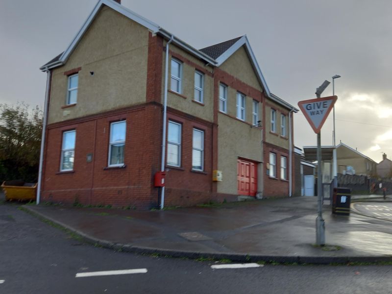 Halfway Inn, Winch Wen, Swansea. (Pub, External). Published on 18-08-2024