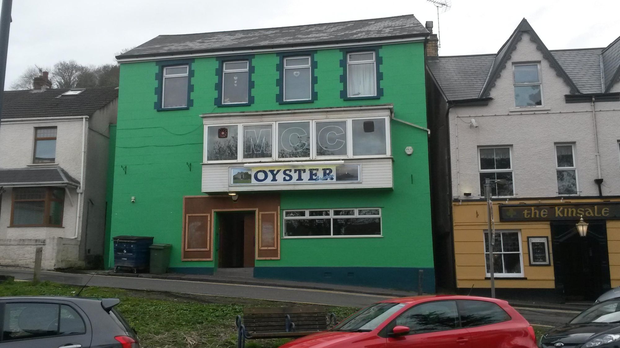 Oyster Lounge, Mumbles. (Pub, External). Published on 31-03-2017