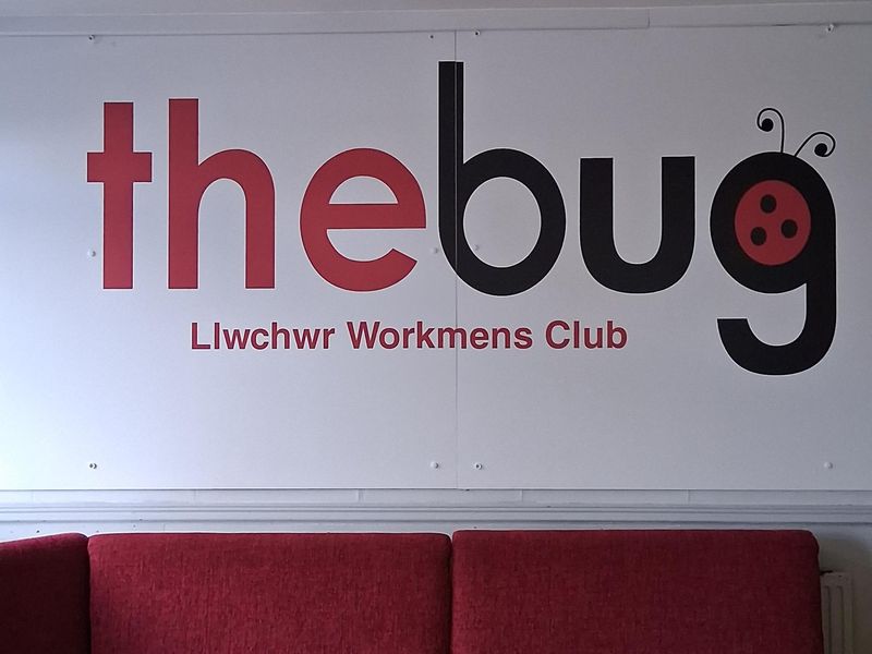 Llwchwr Working Mens Club, Gorseinon. (Sign). Published on 08-09-2025 