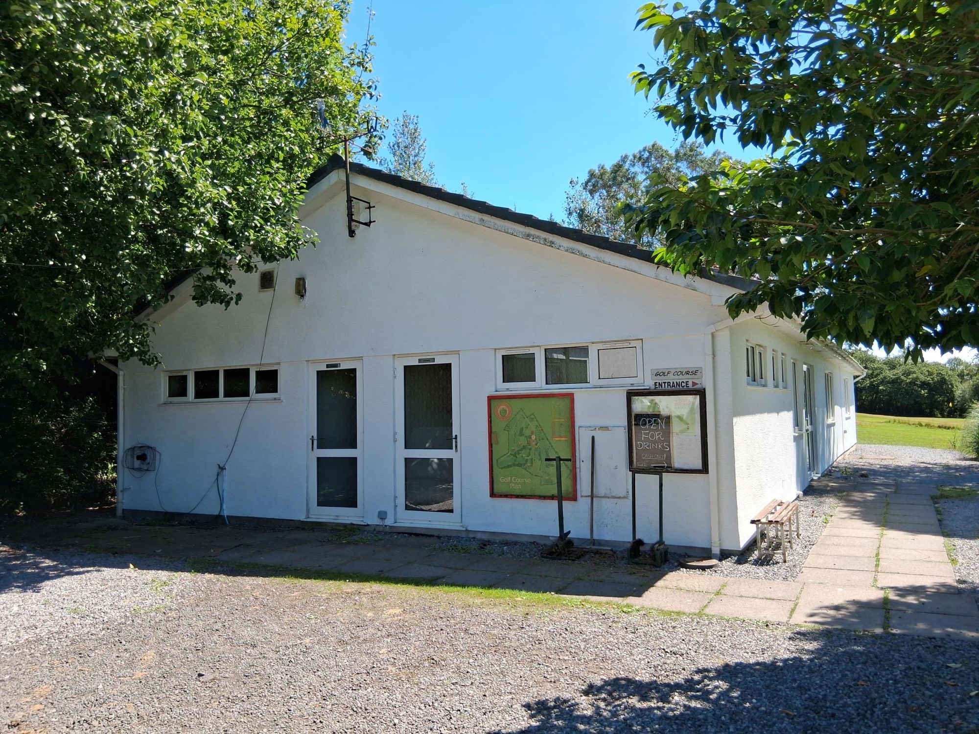Pontardulais Golf Club. (External, Bar, Key). Published on 15-07-2025