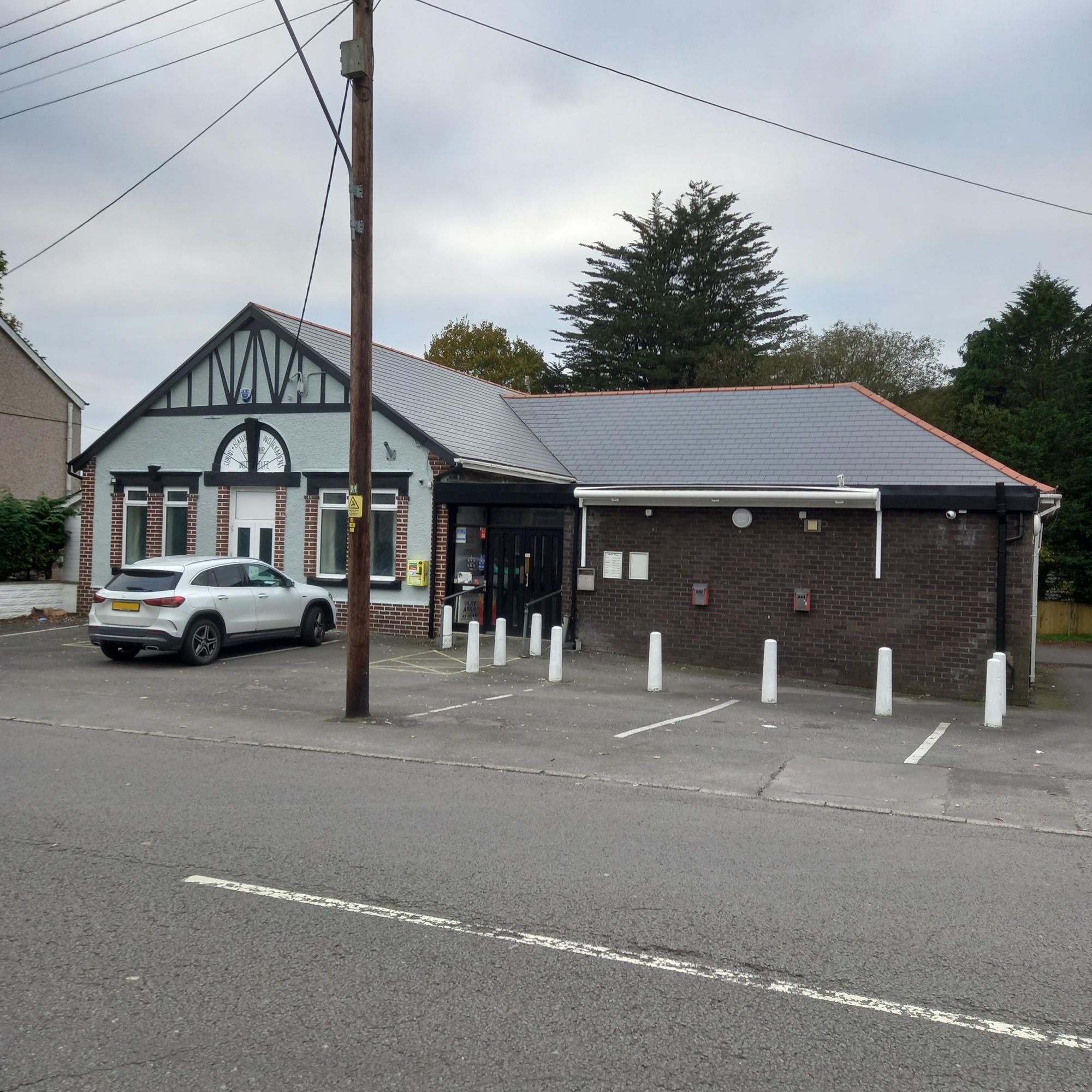 Sunnybank Working Mens Club, Clydach. (Pub, External). Published on 02-11-2024