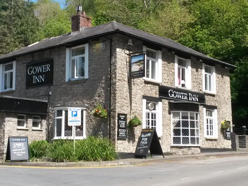(Pub, External, Sign). Published on 10-05-2017