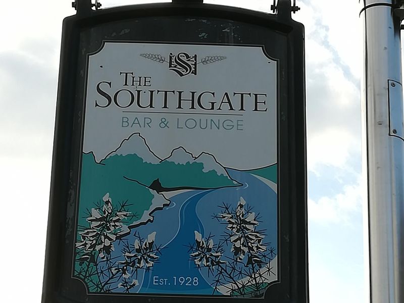 Southgate, Southgate, Swansea. (Sign). Published on 12-04-2019