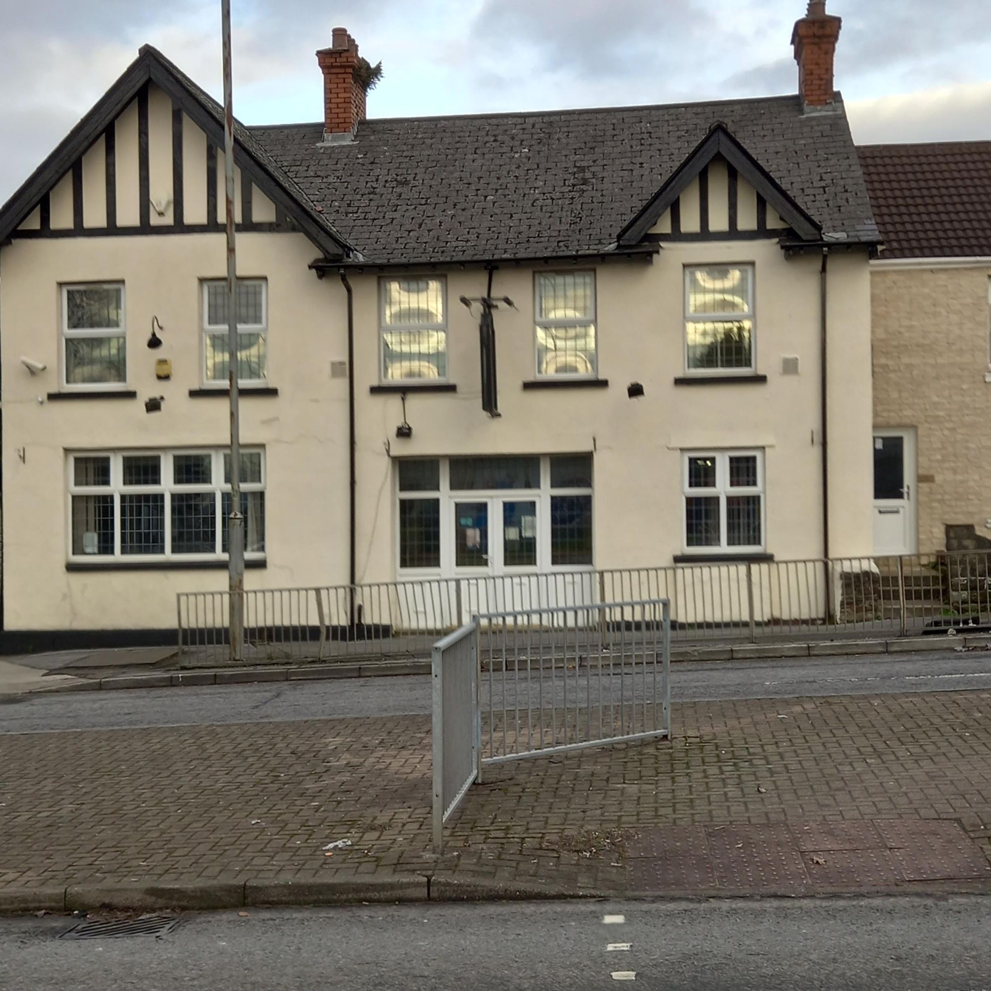 Oliver's Fforestfach. (External). Published on 23-01-2023