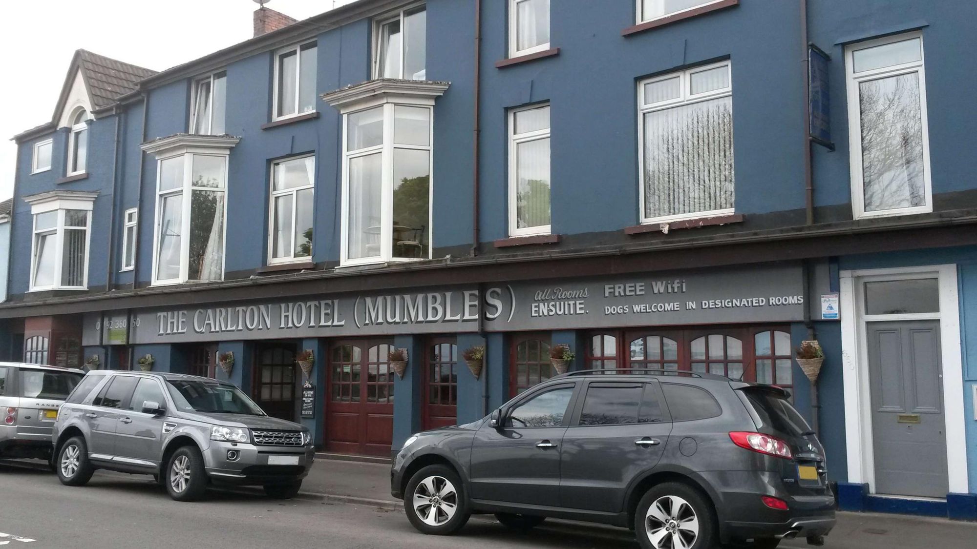 Mumbles Carlton Hotel. (External, Bar). Published on 01-02-2018