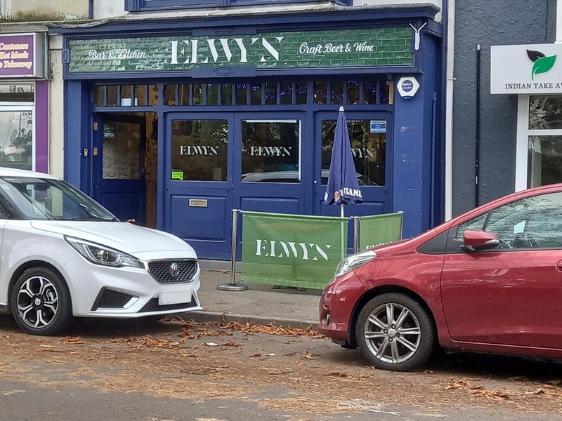 Elwyn, Mumbles. (Pub, External). Published on 15-11-2022 
