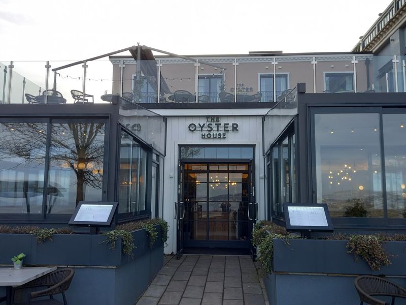 Oyster Hotel, Mumbles. (External, Bar, Restaurant, Sign, Key). Published on 06-02-2023