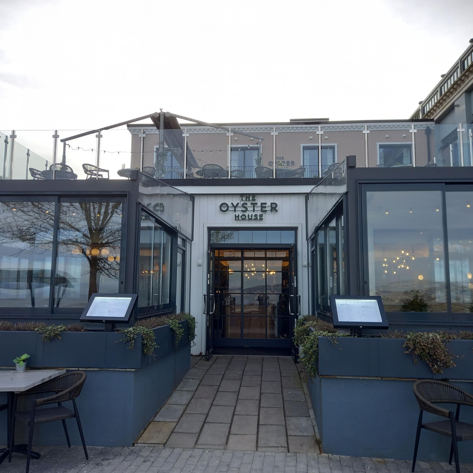 Oyster Hotel, Mumbles. (External, Bar, Restaurant, Sign, Key). Published on 06-02-2023