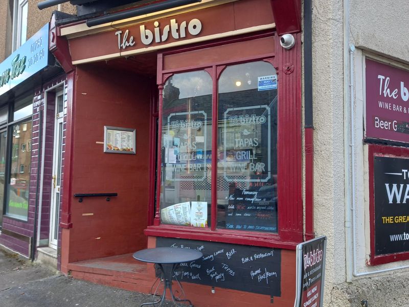 Bistro, Tycoch Sketty. (External, Bar, Restaurant, Key). Published on 27-02-2023