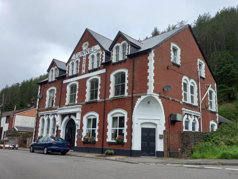 gelli-hotel-abergwynfi-camra-the-campaign-for-real-ale