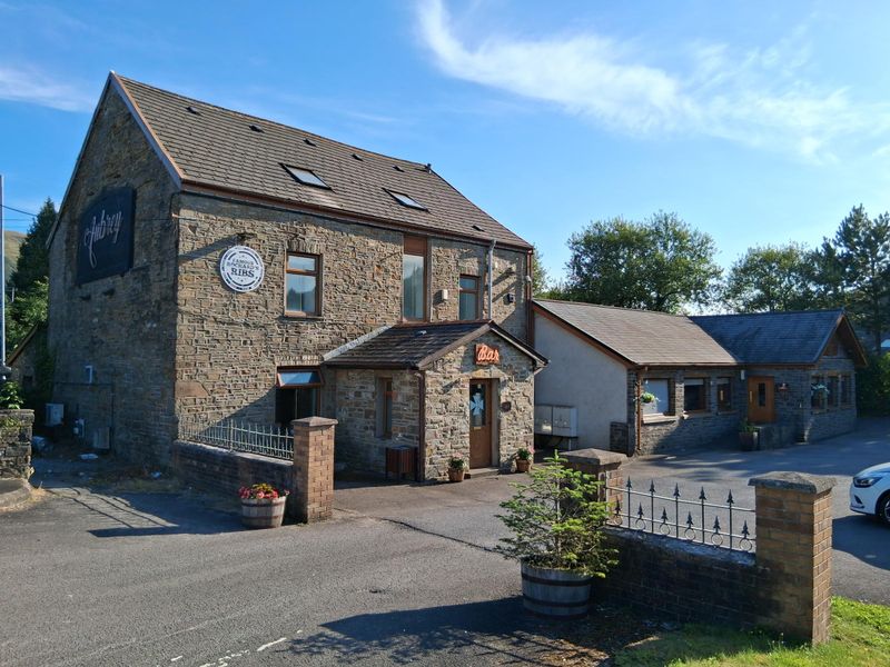 Aubrey Arms, Ystradgynlais. (Pub, External, Restaurant, Key). Published on 12-08-2025