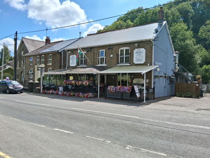 New Tredegar Arms, Cwm-twrch Uchaf. (Pub, External). Published on 12-08-2025 