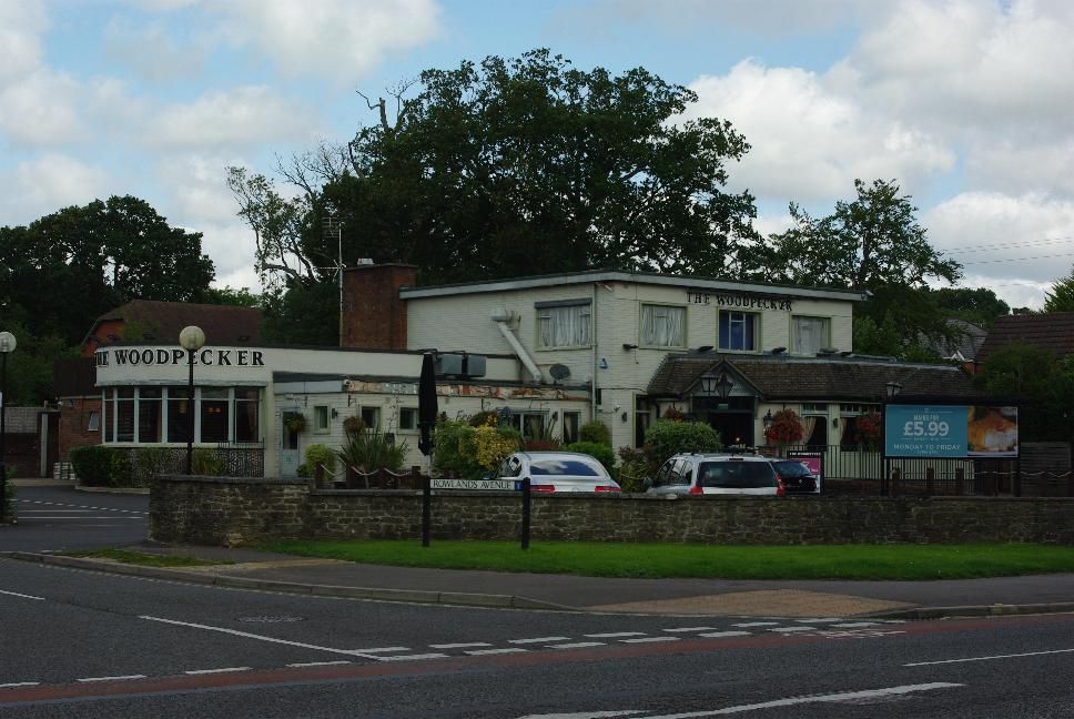 Pub. (Pub, External, Key). Published on 12-08-2021