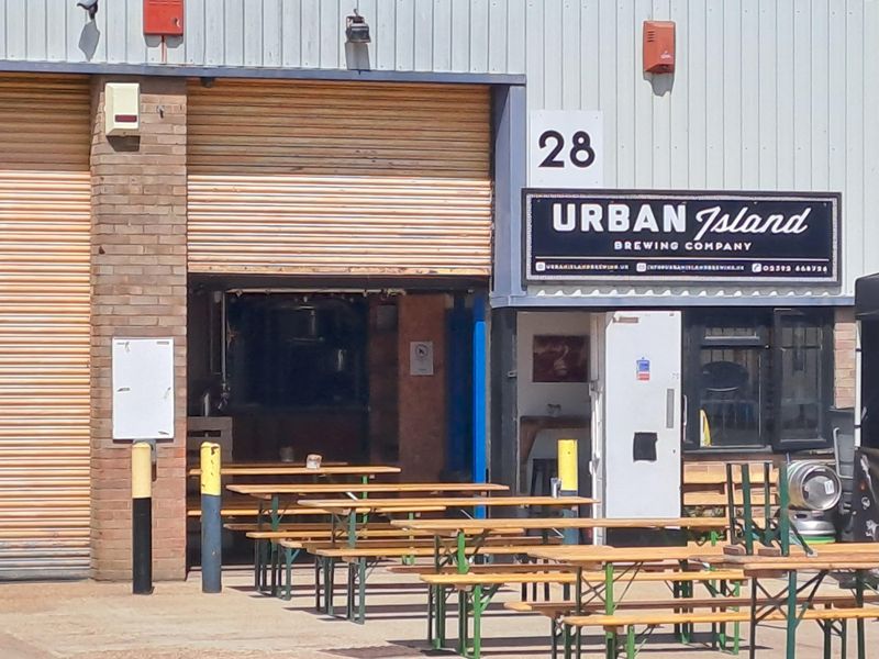 The Urban Tap. (Pub, Brewery, External, Key). Published on 10-08-2025