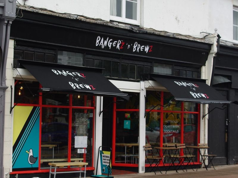 Pub. (Pub, Key). Published on 16-03-2019 
