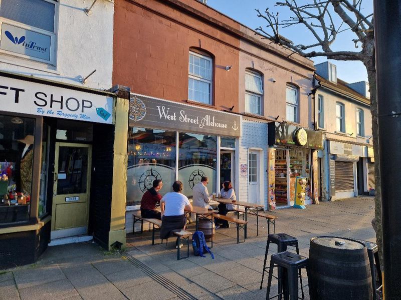 West Street Alehouse (Photo: Pete Horn - 25 Apr 2026). (Pub, External). Published on 05-05-2026 