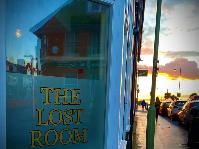 LOST Room entrance. (Bar). Published on 24-02-2025