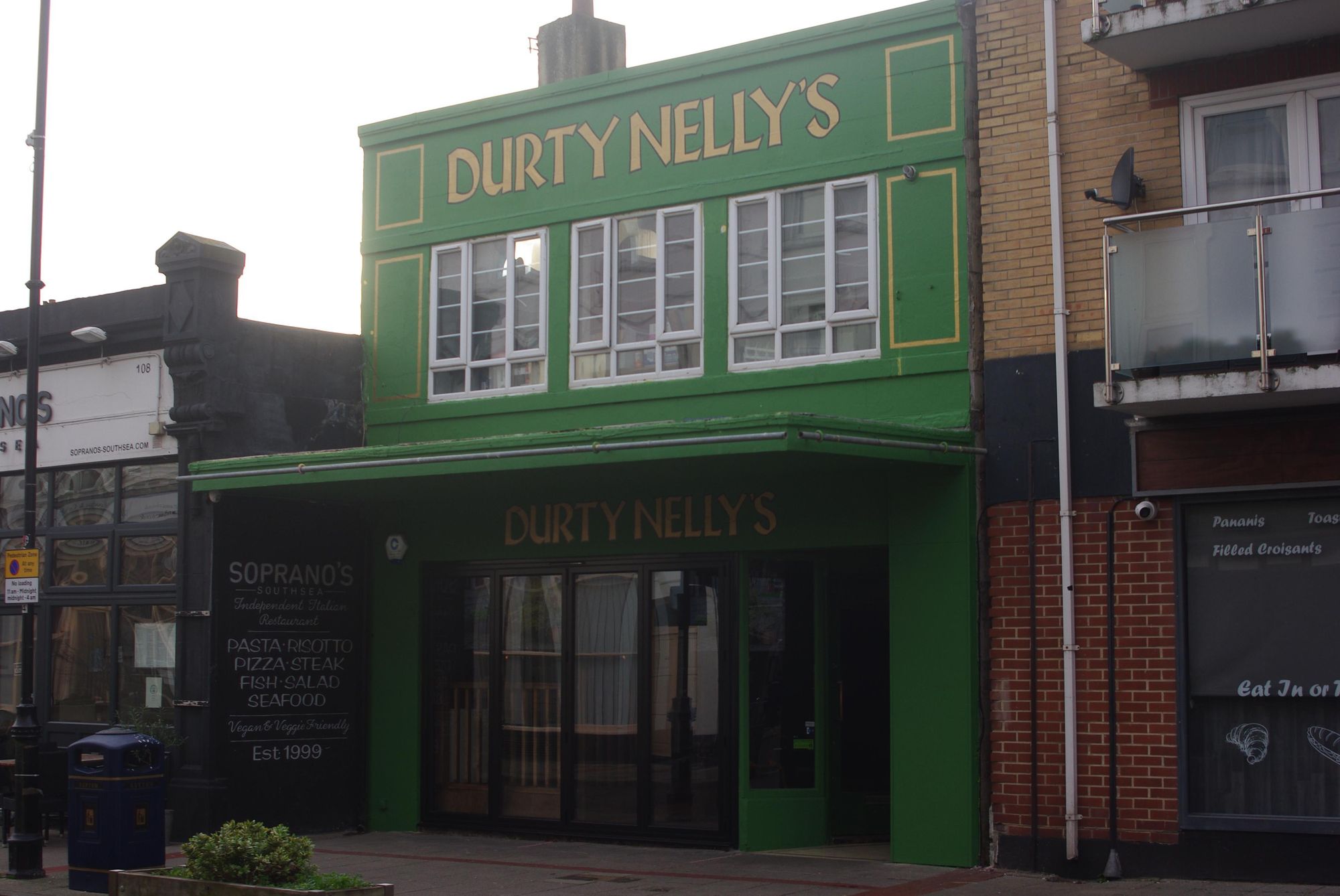 Durty Nellys. (Pub, External, Key). Published on 06-02-2025
