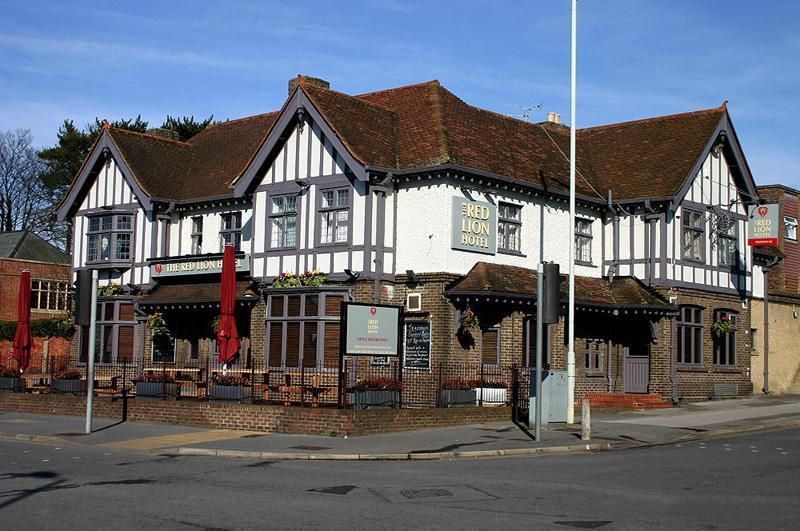 Pub. (Pub). Published on 31-08-2017
