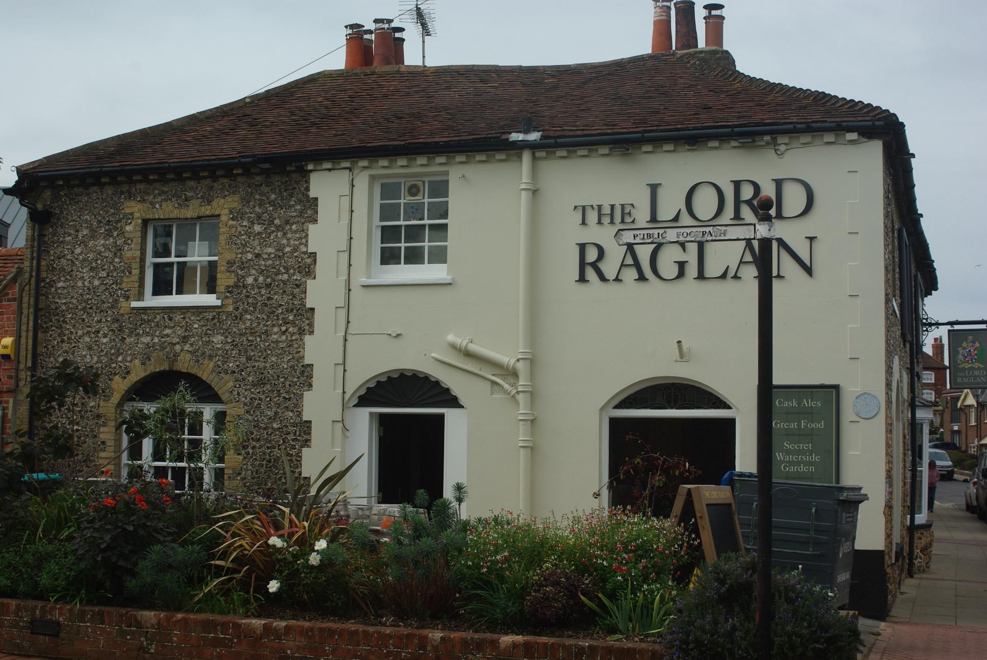 The Lord Raglan. (Pub, External). Published on 02-10-2025