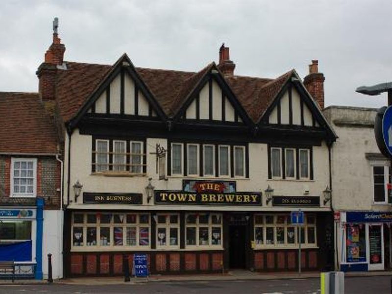 Town Brewery, Emsworth. (Pub, External). Published on 09-12-2012