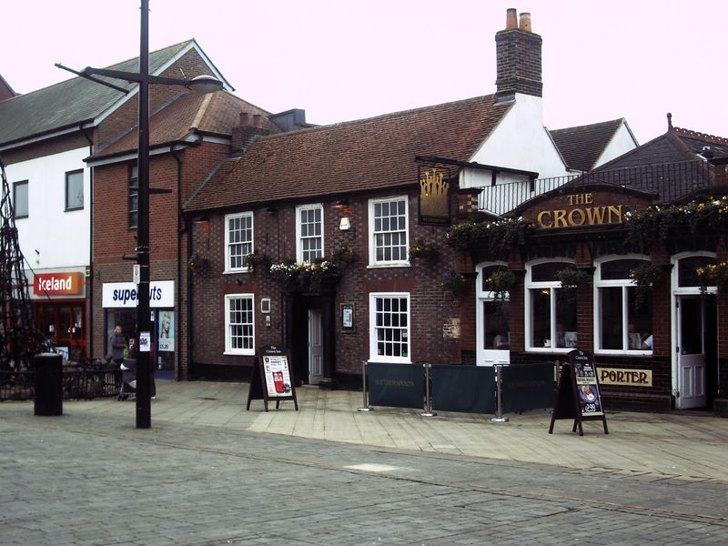 Crown. (Pub). Published on 20-03-2015