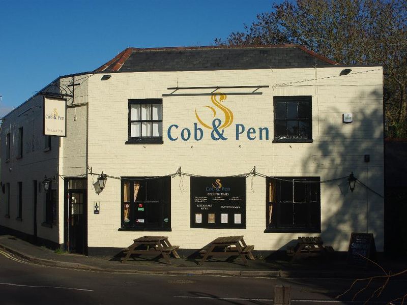Pub. (Pub). Published on 08-11-2017