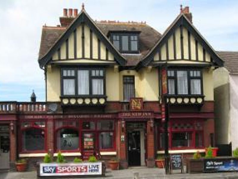 Pub. (Pub). Published on 12-08-2016