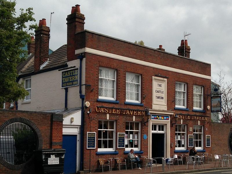 Pub. (Pub). Published on 16-04-2017