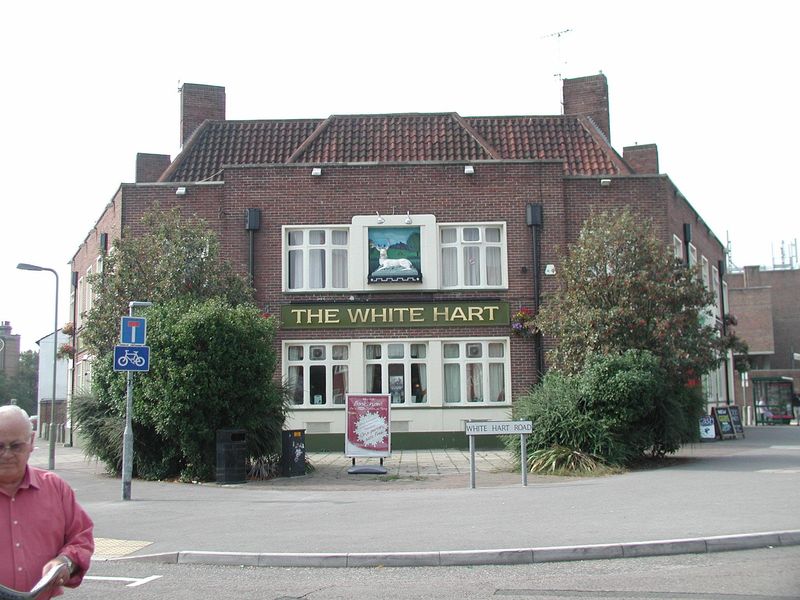 The White Hart. (Pub). Published on 22-10-2013