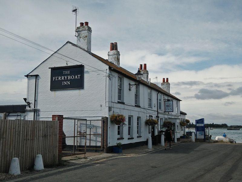 The Ferryboat (Pete Horn - 31/08/2019). (Pub, External). Published on 01-09-2019