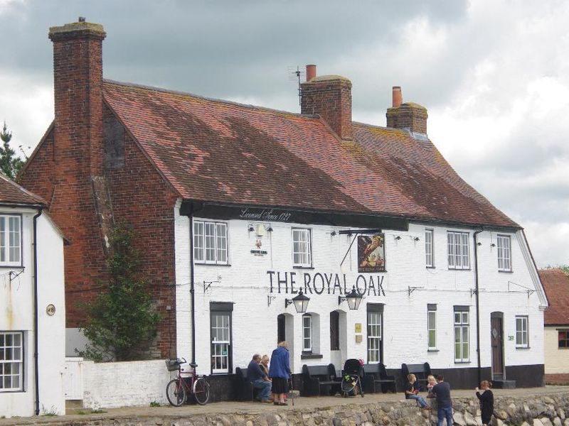 Pub. (Pub). Published on 20-05-2017