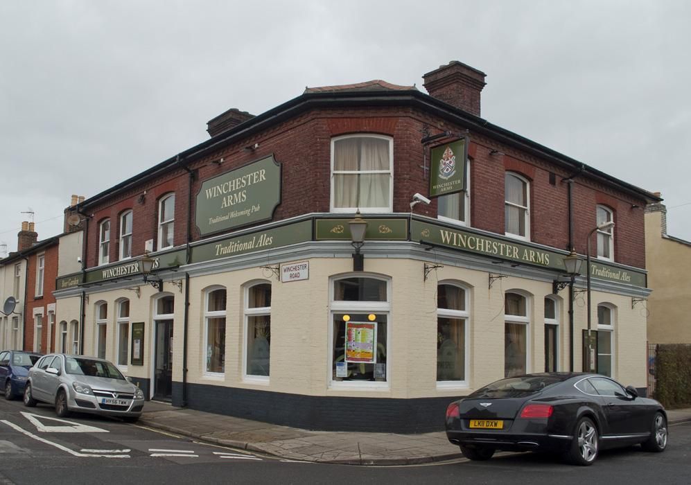 Pub. (Pub). Published on 31-08-2017