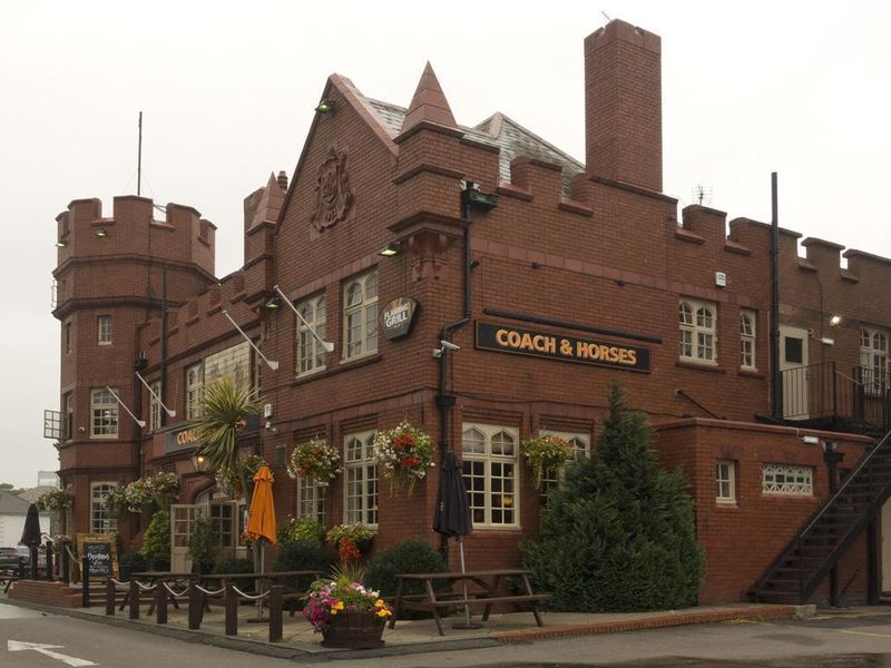 Pub. (Pub). Published on 06-09-2017