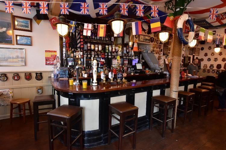 Servery. (Pub, Bar). Published on 10-07-2018