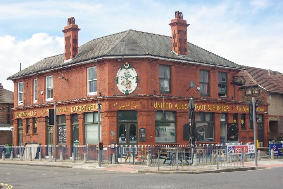 Pub. (Pub). Published on 16-08-2017