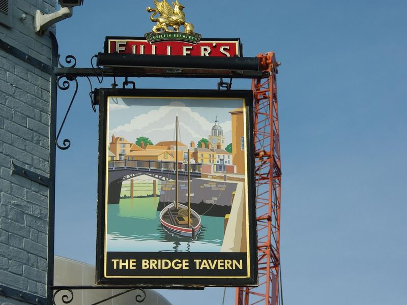 Pub Sign. (Pub, External, Sign). Published on 05-02-2020