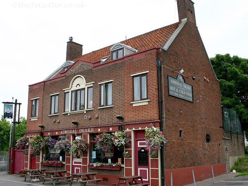 Pub. (Pub). Published on 30-08-2017