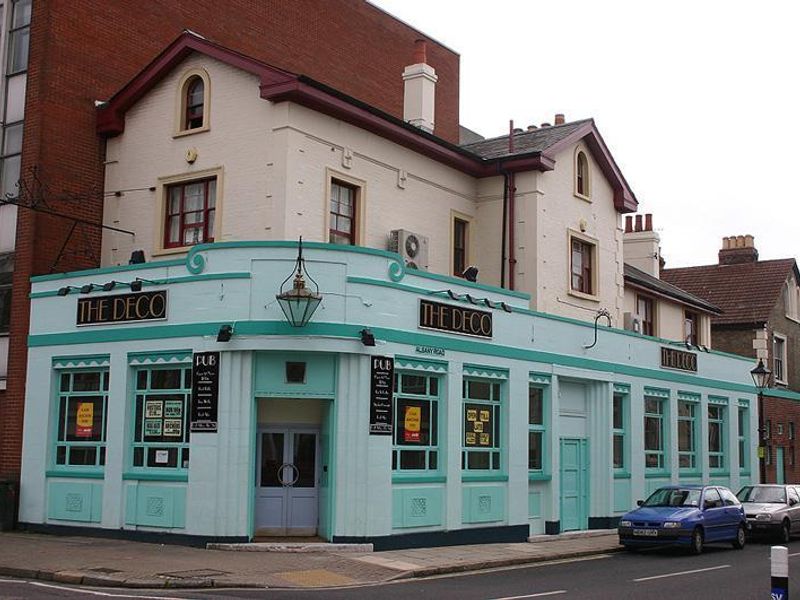 Pub. (Pub). Published on 28-08-2017